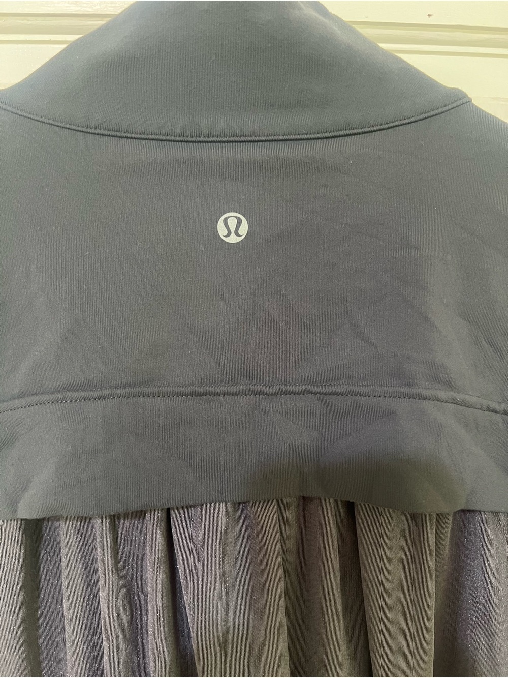 LULULEMON GET STARTED MESH DRAPE-BACK CROPPED JACKET - Picture 4 of 10